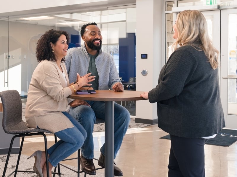 Happy members meeting with Magnifi.